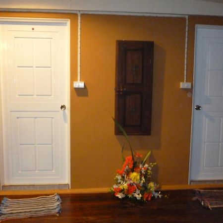 Baan Are Gong Riverside Homestay Αγιουτάγια Εξωτερικό φωτογραφία