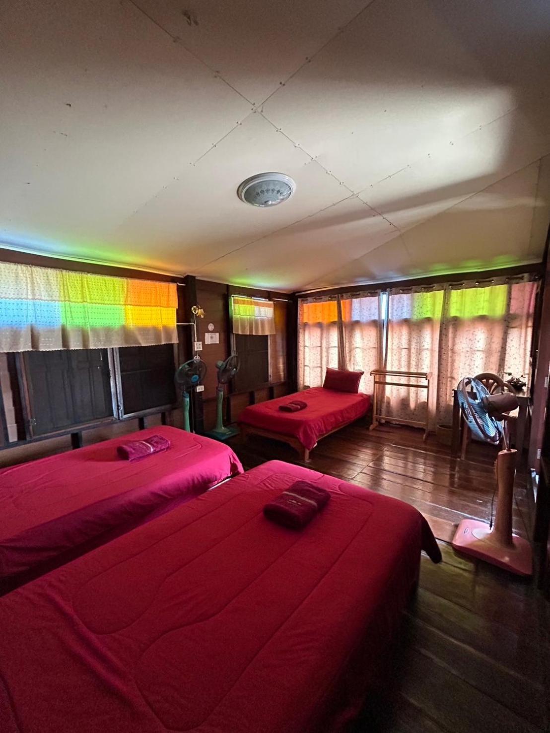 Baan Are Gong Riverside Homestay Αγιουτάγια Εξωτερικό φωτογραφία